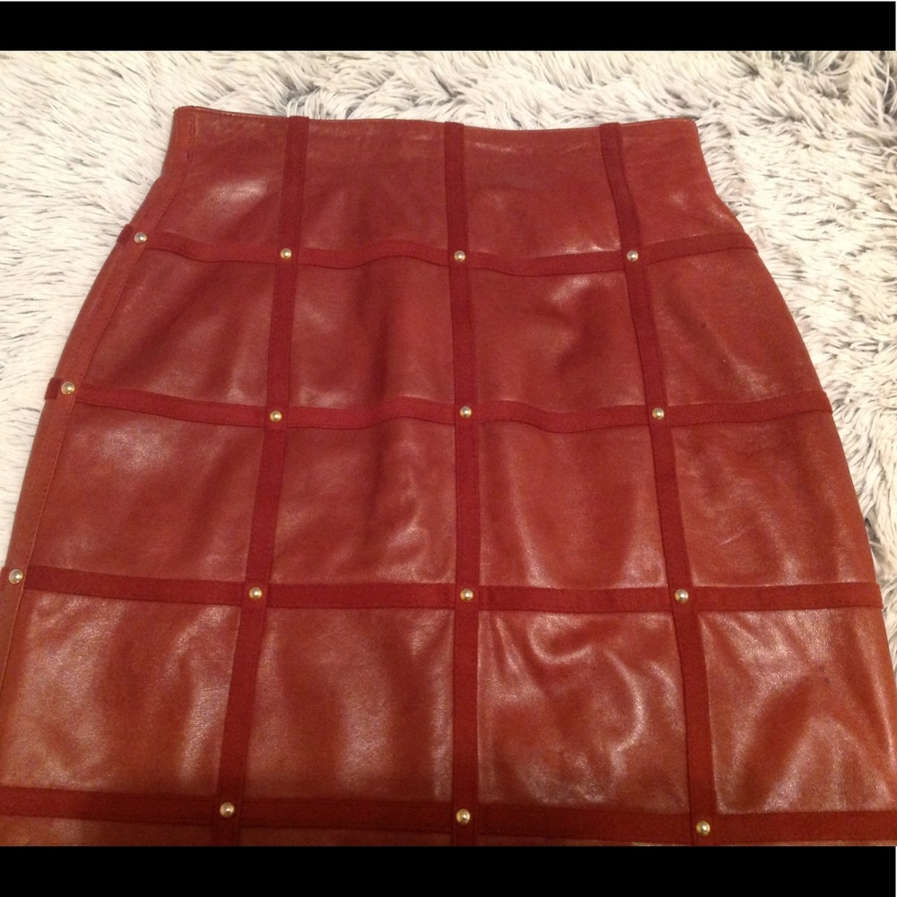 🎉HP🎉Escada vintage leather skirt🔥 - Picture 2 of 7